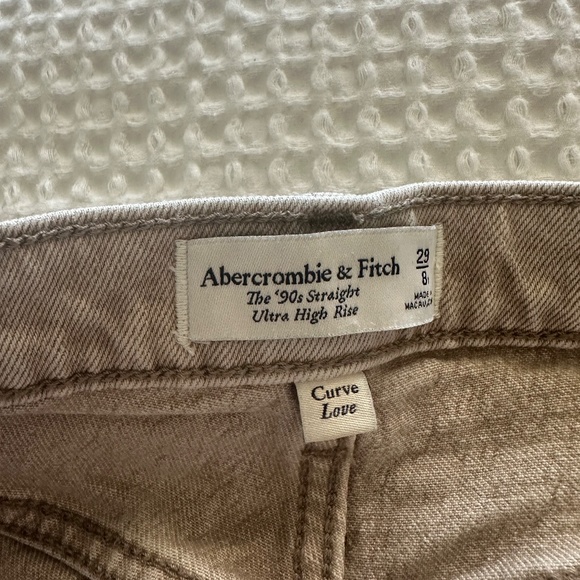 Curve Love Ultra High Rise 90s Straight Jean - Picture 3 of 4